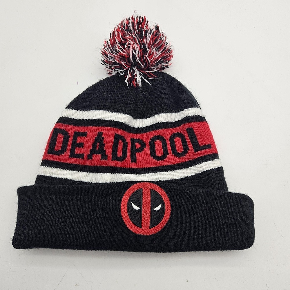 Marvel Deadpool Hat Beanie Pom Black Red Knit Acrylic One Size Mens Comics